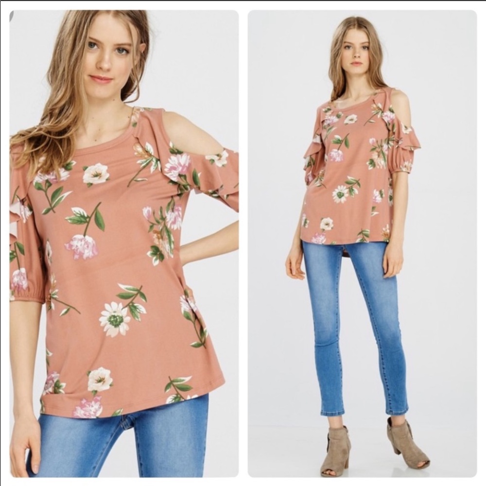 Boutique Top by Oddy. (S,M,L) NWT